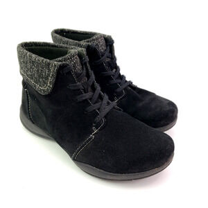 Collection By Clarks Roseville Womens Size 8 W Black Suede Ankle Bootie Shoes